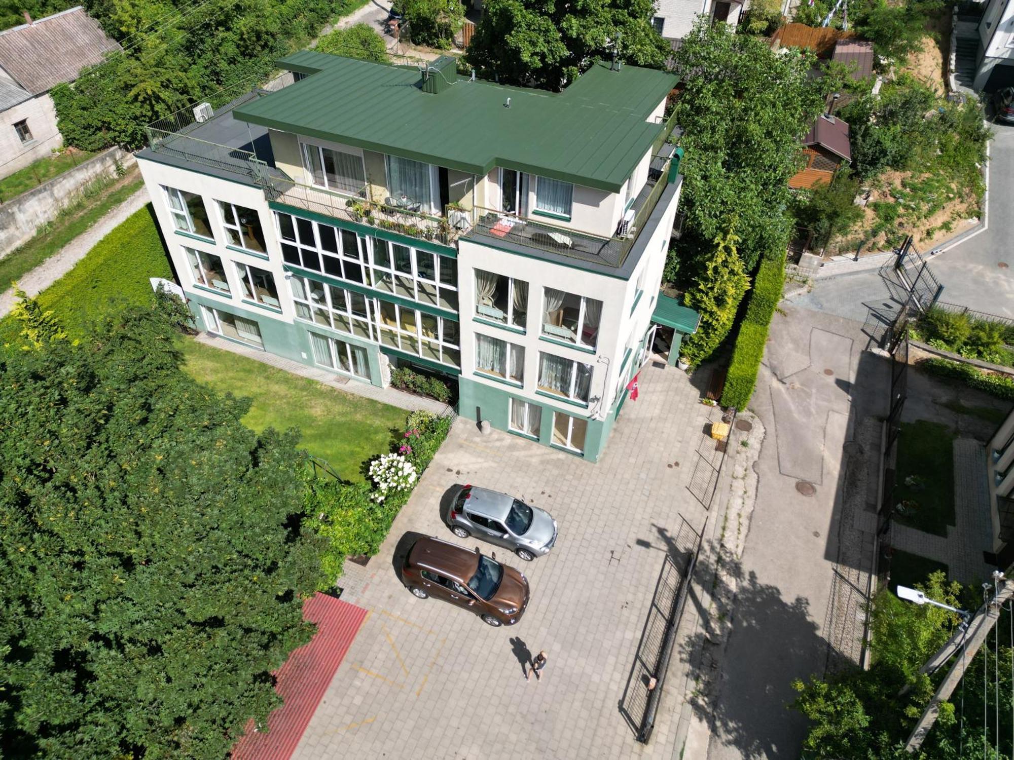 Апартаменты Cozy Garden Free Parking Вильнюс Экстерьер фото